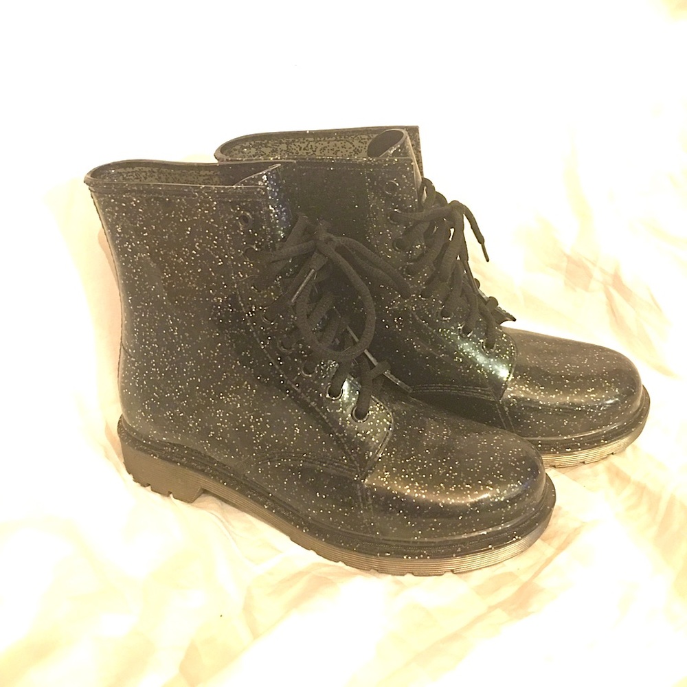 Circus by Sam Edelman black sparkle rainboots
